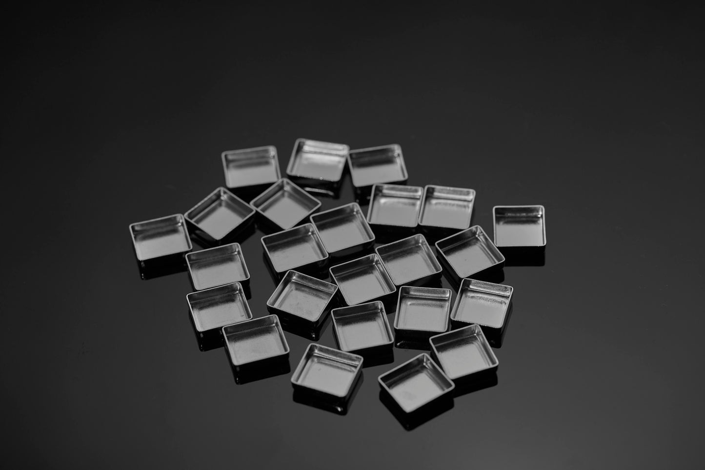 SMALL PANS